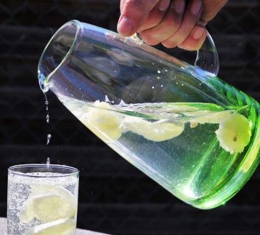 bere acqua sport