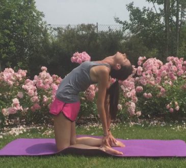 yoga flessibilità schiena