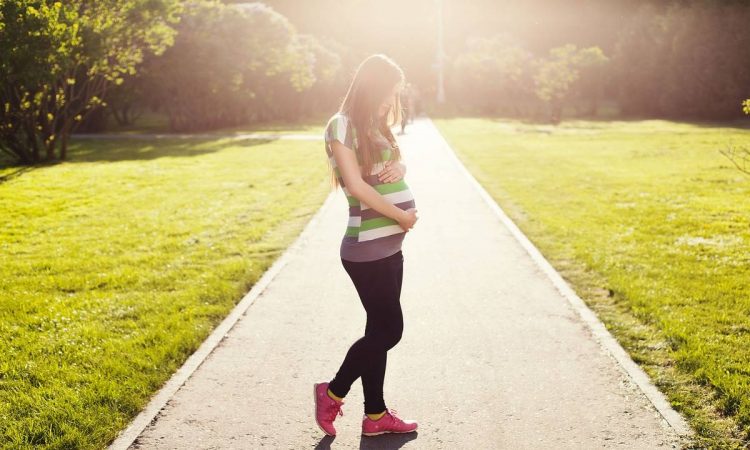Donna sport in gravidanza